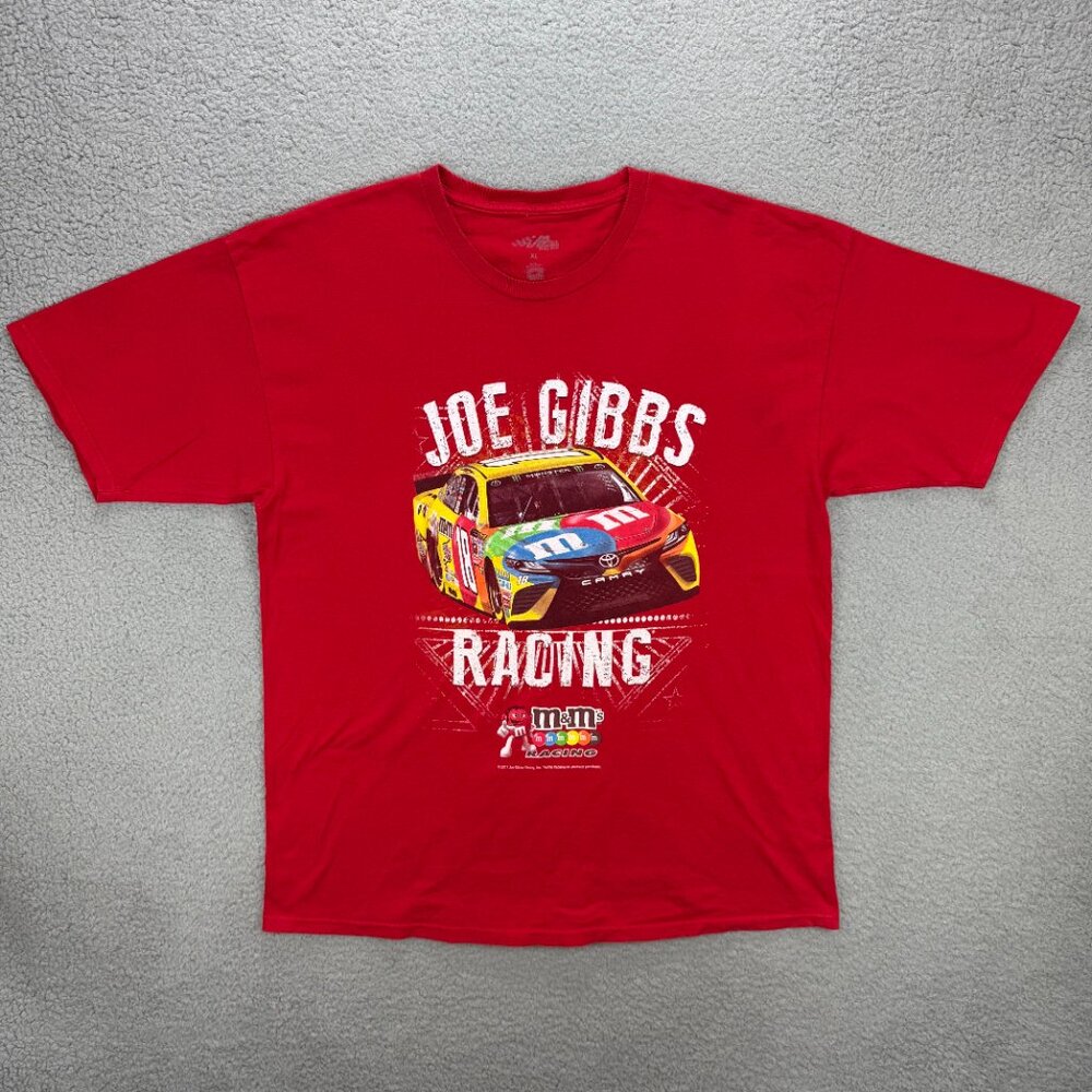 Kyle Busch #18 T Shirt Mens Extra Large Red 2017 Joe Gibbs Racing Nascar M&Ms 1